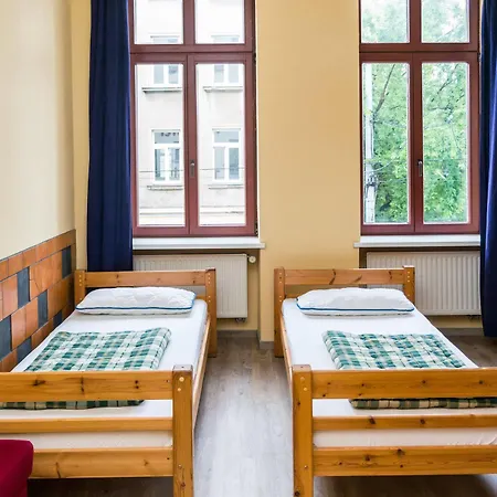 Хостел Globetrotter Hauptbahnhof *