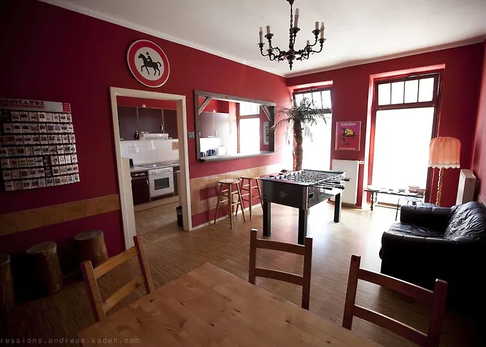 Globetrotter Hauptbahnhof لبسيا